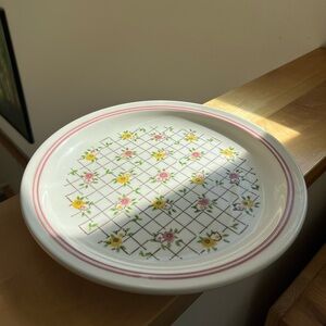 The perfect coquette spring plates in with a set of two!